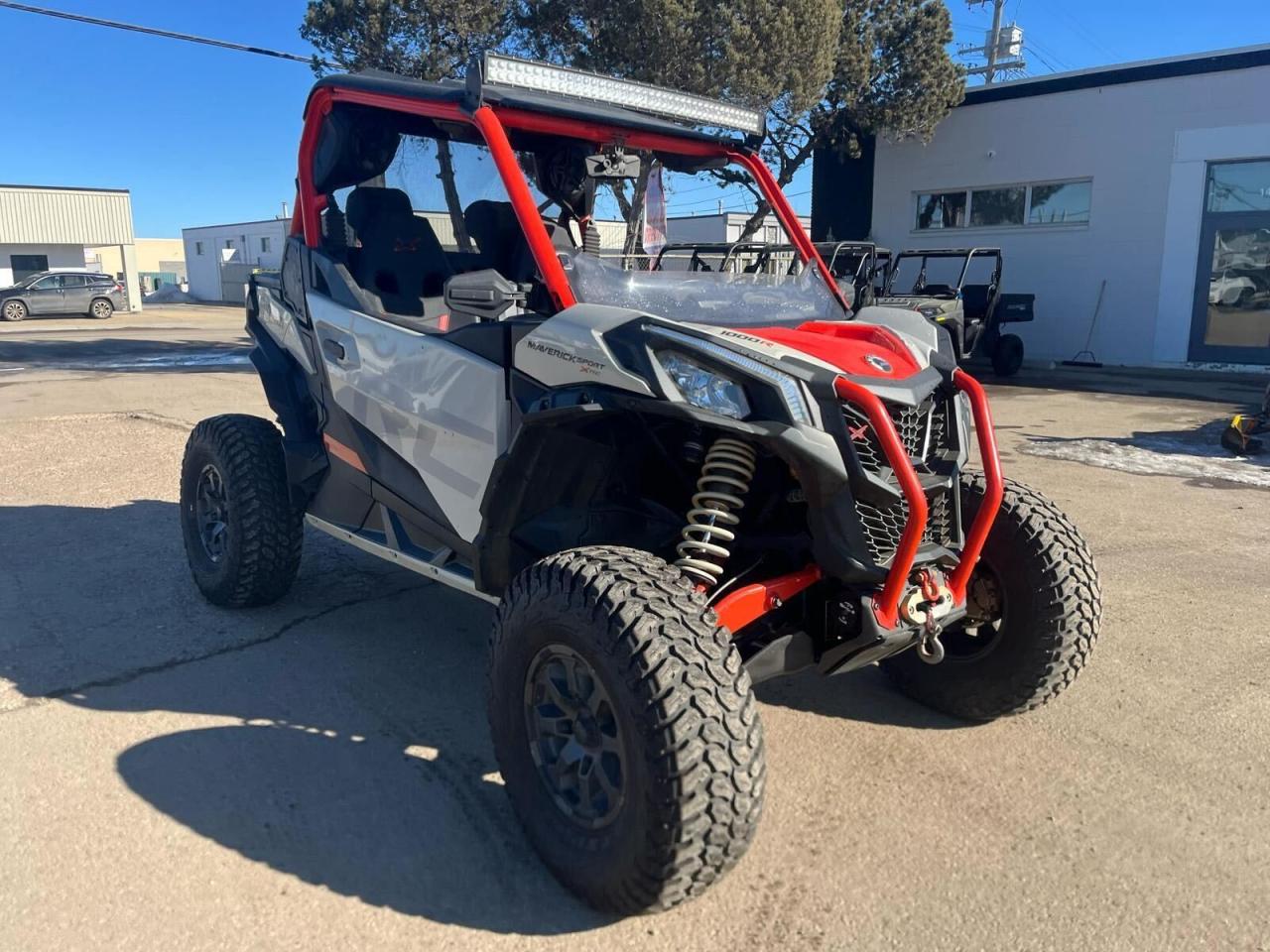 2022 Can-Am MAVERICK 1000 SPORT XRC $127 B/W - Photo #5