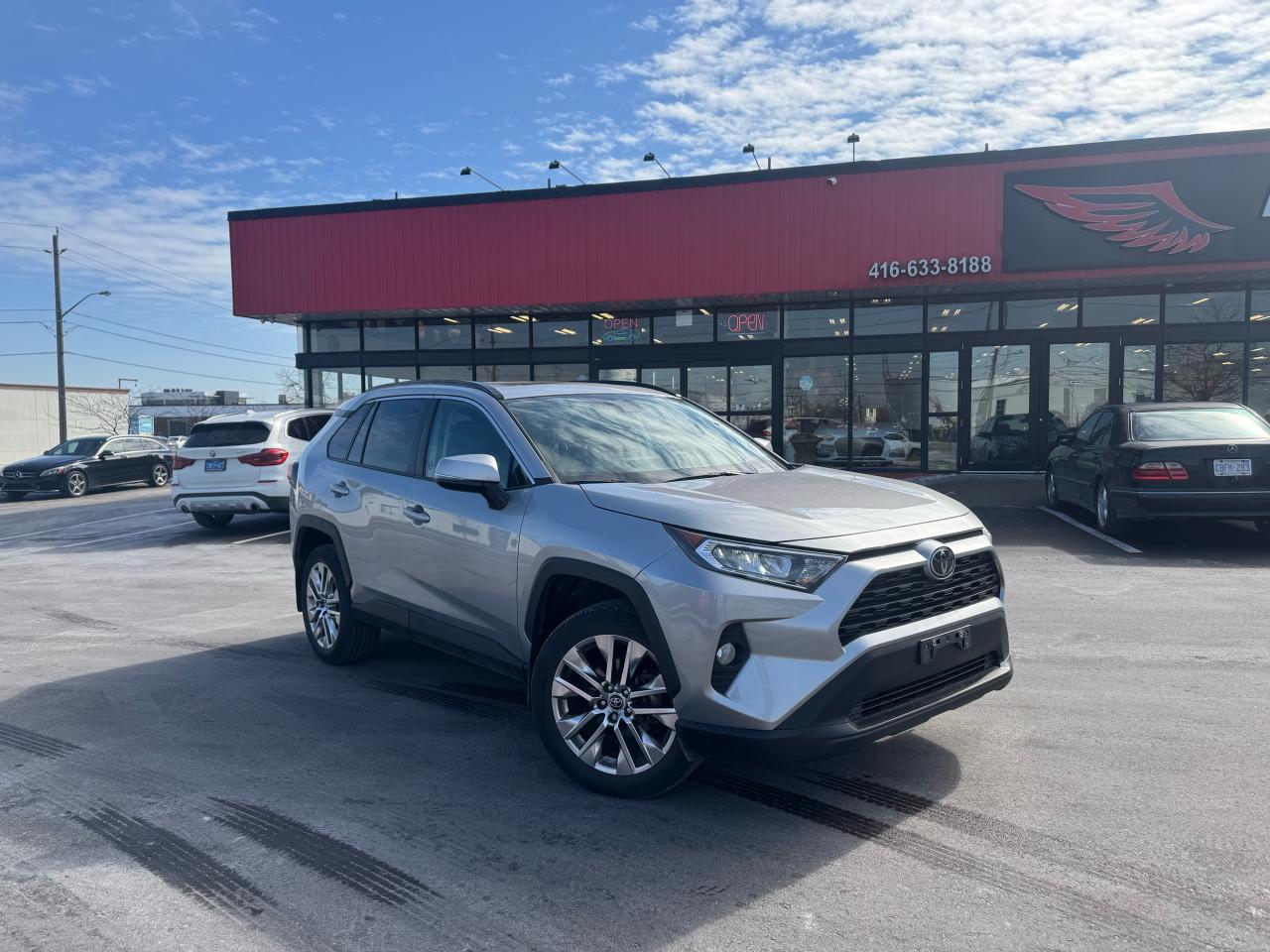 Used 2020 Toyota RAV4 XLE AWD LEATHER SUNROOF NAV L/ASSIST B/SPOT CAMERA for sale in North York, ON