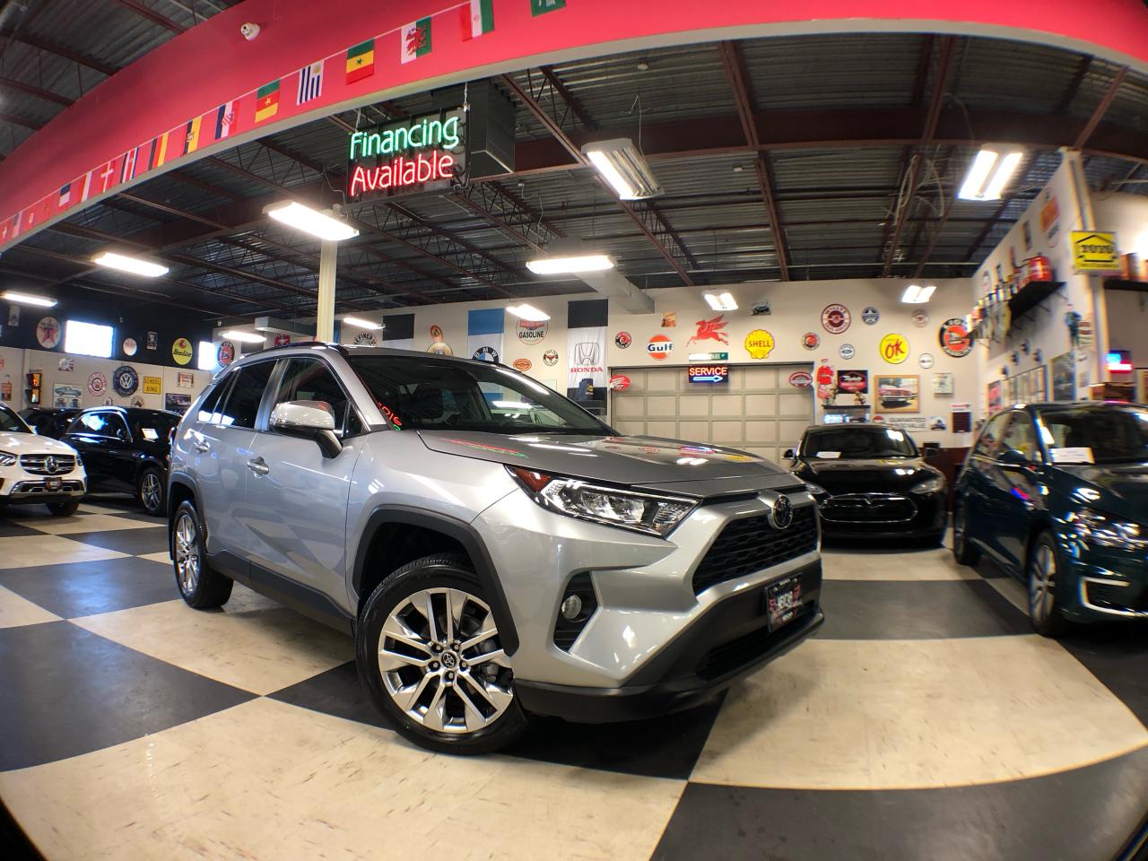 Used 2020 Toyota RAV4 XLE AWD LEATHER SUNROOF NAV L/ASSIST B/SPOT CAMERA for sale in North York, ON