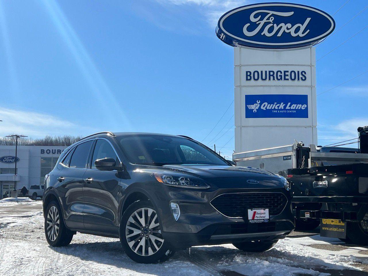 Used 2020 Ford Escape TITANIUM HYBRID AWD for sale in Midland, ON