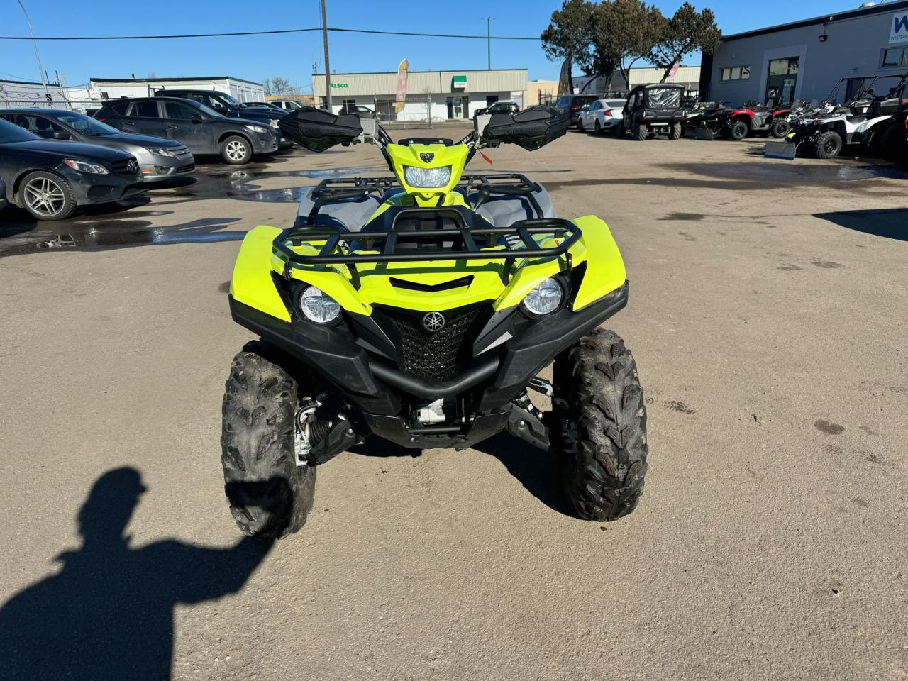 2022 Yamaha Grizzly 700 EPS $88 B/W - Photo #2