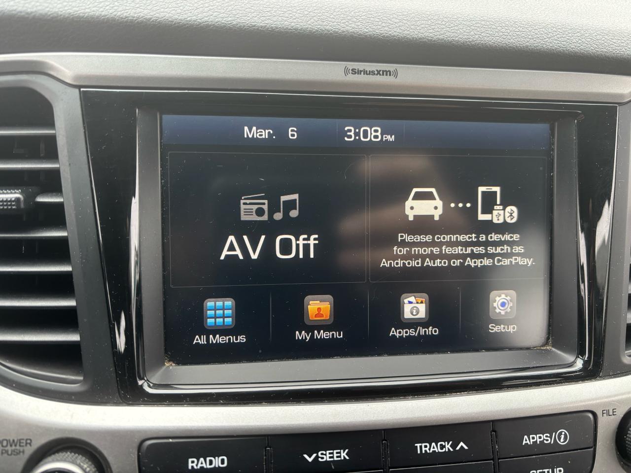 2020 Hyundai Accent Preferred, Hatchback, Heated Seats, Back-up-camera - Photo #14