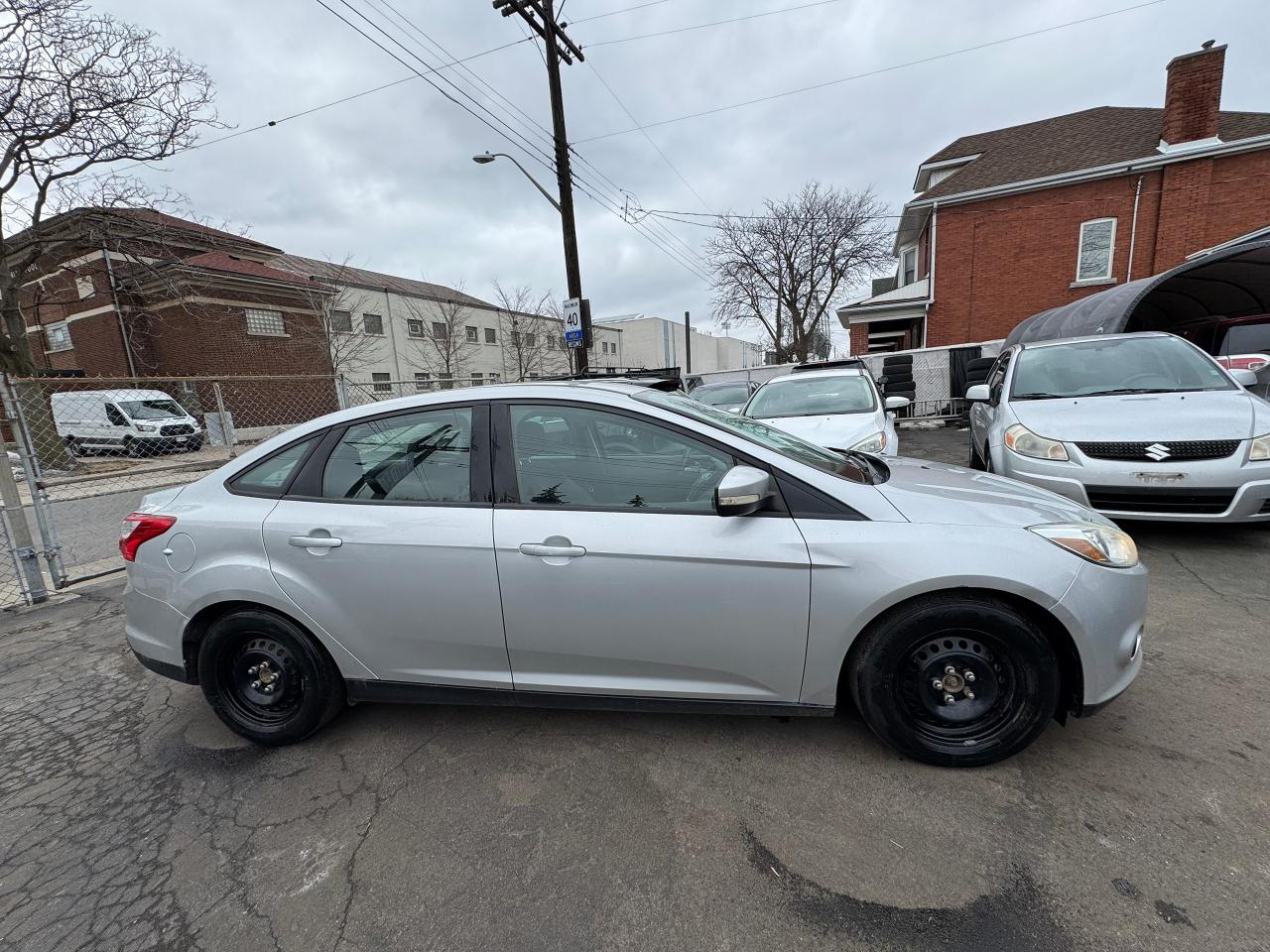 2014 Ford Focus 4DR SDN SE - Photo #4