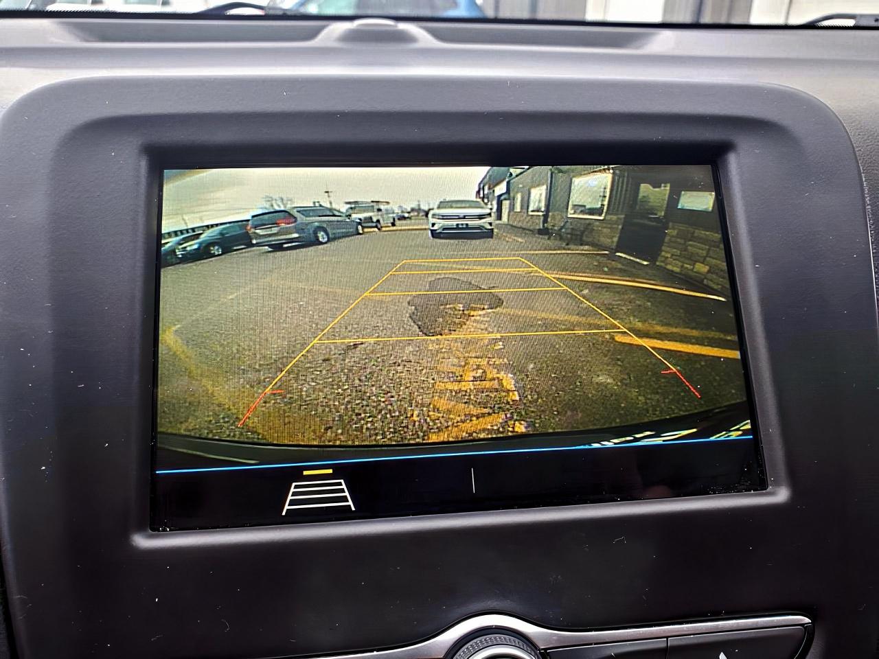 2019 Chevrolet Equinox LT w/1LT-REMOTE START-REAR CAMERA-HEATED SEATS - Photo #15