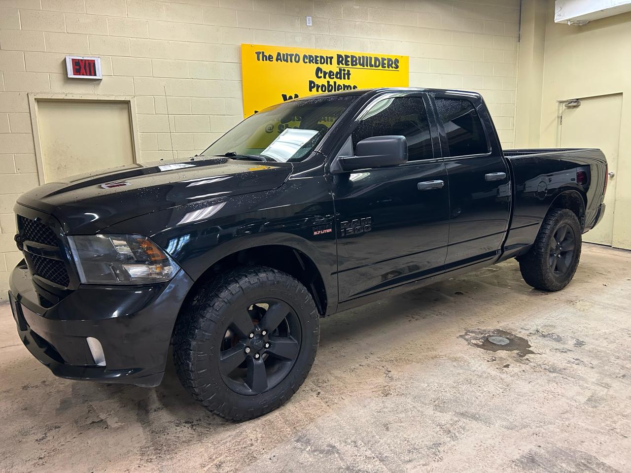 2018 RAM 1500 ST - Photo #3