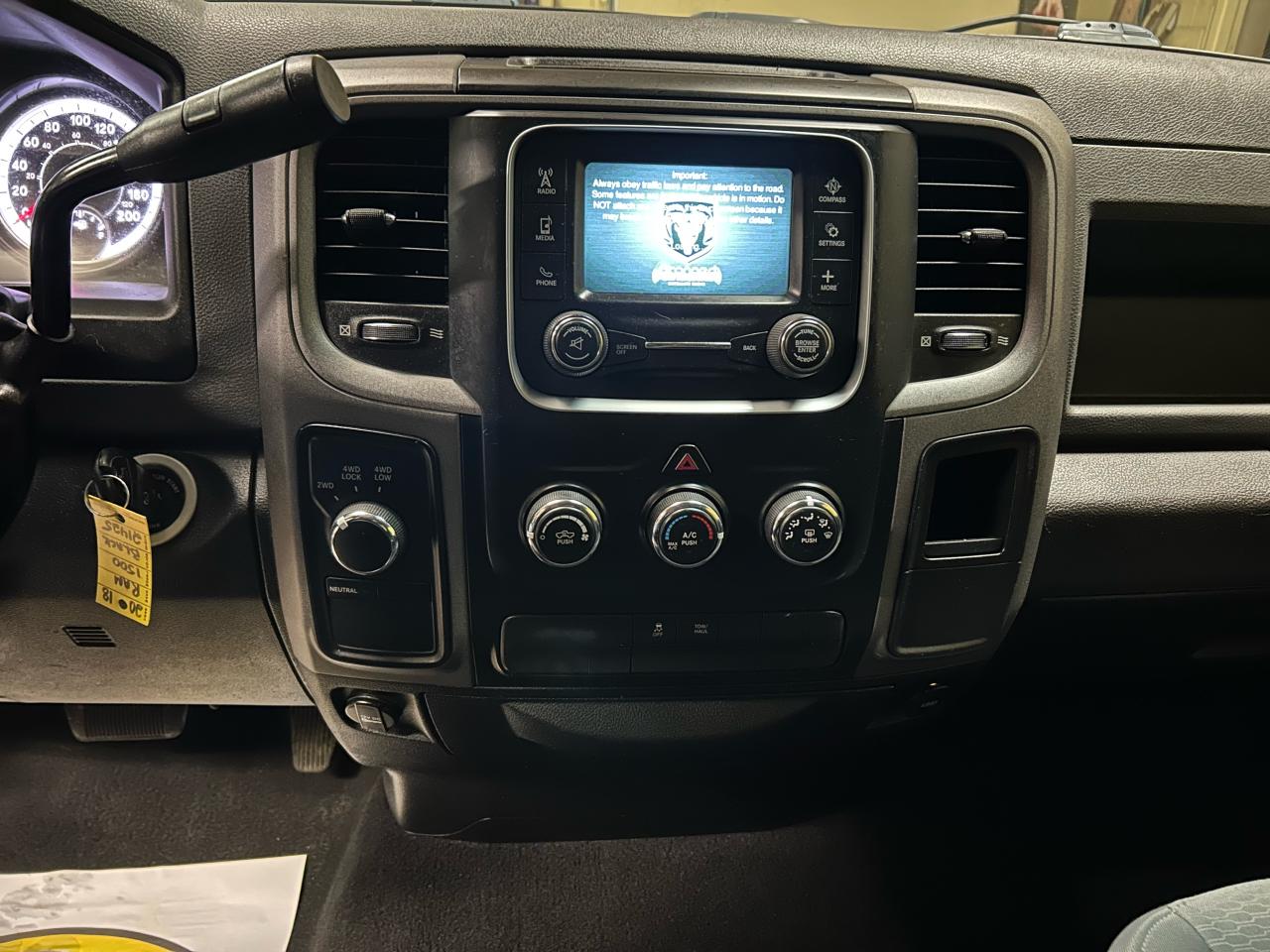 2018 RAM 1500 ST - Photo #10