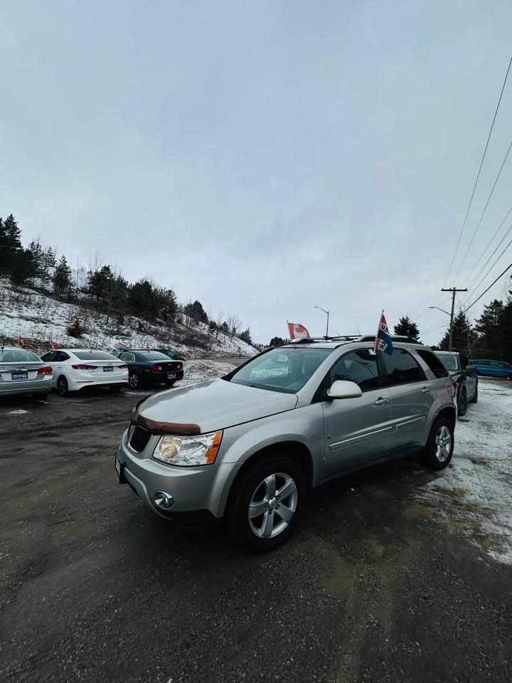 2008 Pontiac Torrent  - Photo #7