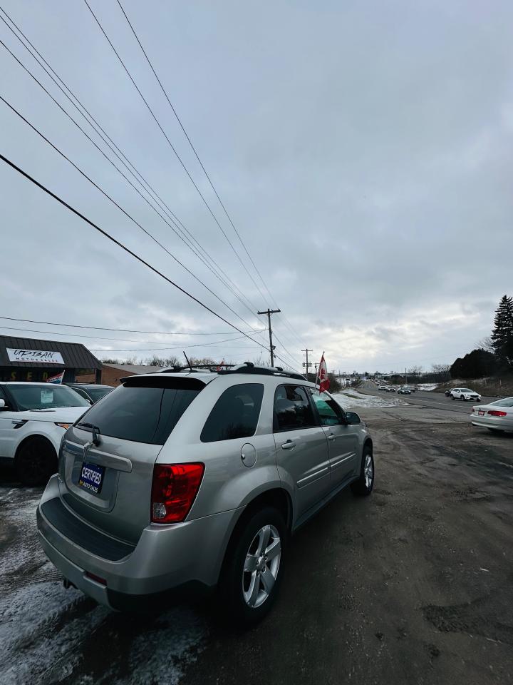 2008 Pontiac Torrent  - Photo #3