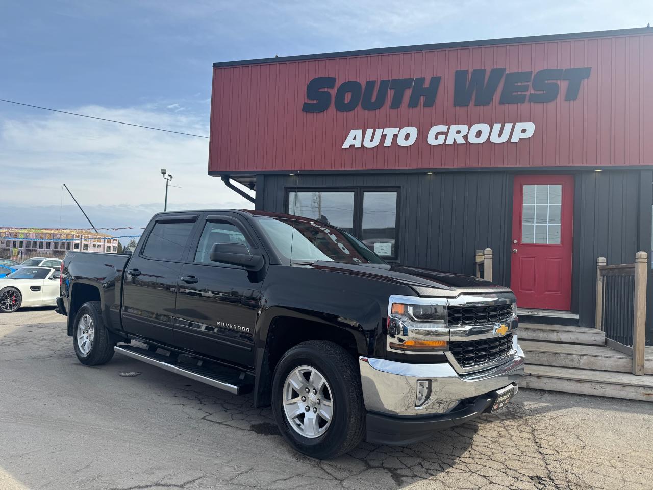 Used 2018 Chevrolet Silverado 1500 4WD CREW CAB 143.5