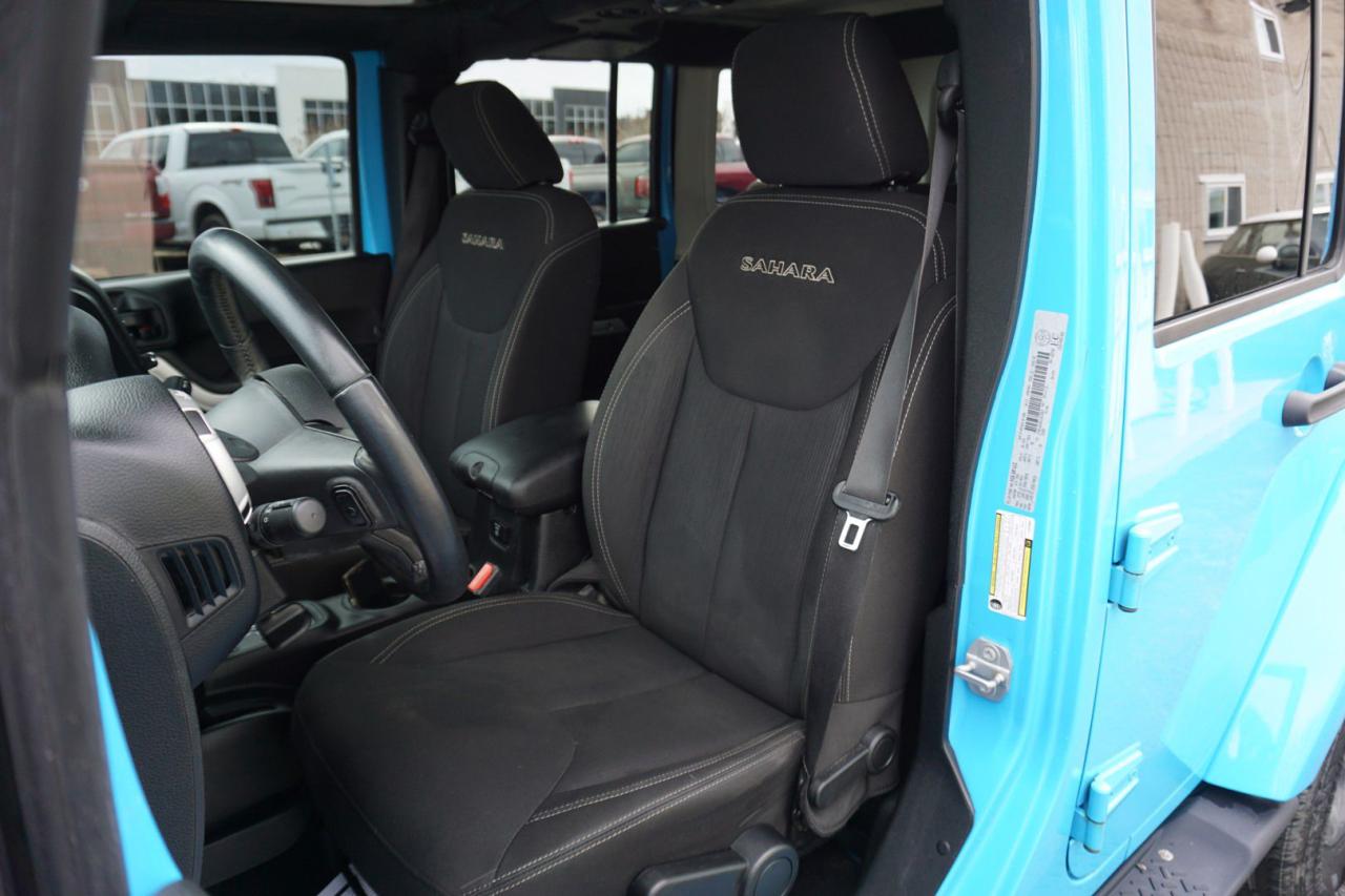 2018 Jeep Wrangler JK UNLIMITED SAHARA 4WD CERTIFIED *1 OWNER* NAV BLUETOOTH HEATED SEATS CRUISE ALLOYS - Photo #14