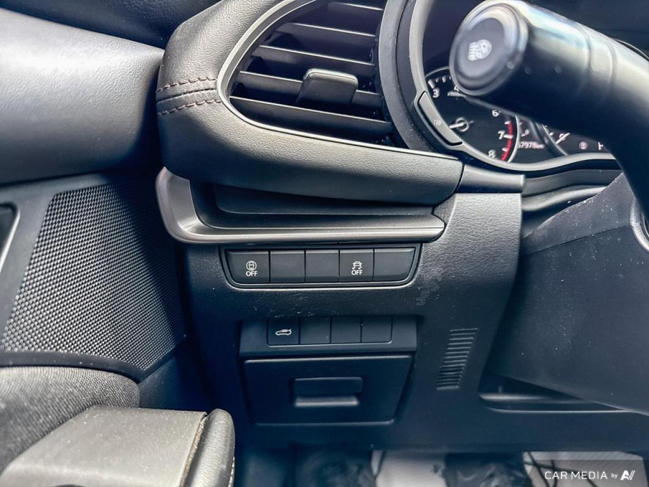 2021 Mazda MAZDA3 GS / i-ACTIV AWD / HTD SEATS / REVERSE CAM - Photo #14
