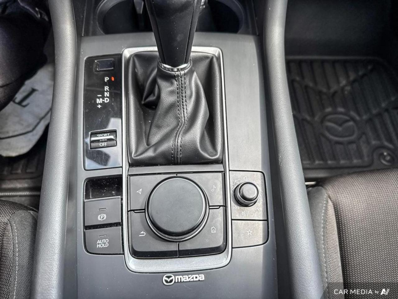 2021 Mazda MAZDA3 GS / i-ACTIV AWD / HTD SEATS / REVERSE CAM - Photo #17