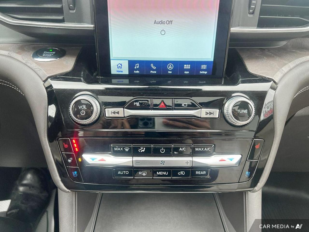 2021 Ford Explorer PLATINUM / 4WD / ROOF / LEATHER / NAV / LOADED - Photo #21
