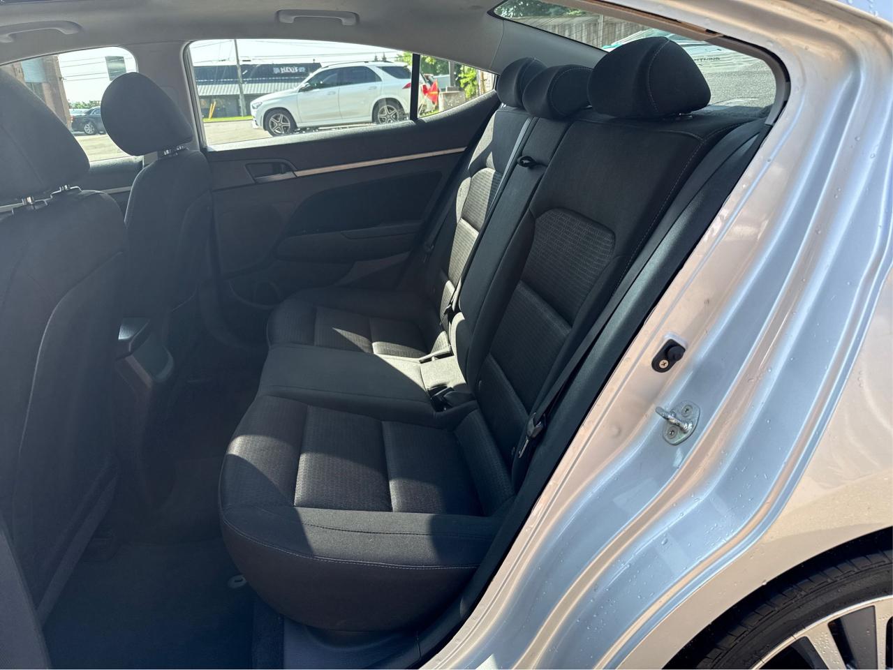 2017 Hyundai Elantra SE Popular Pkg, SE Tech pkg, Limited - Photo #10