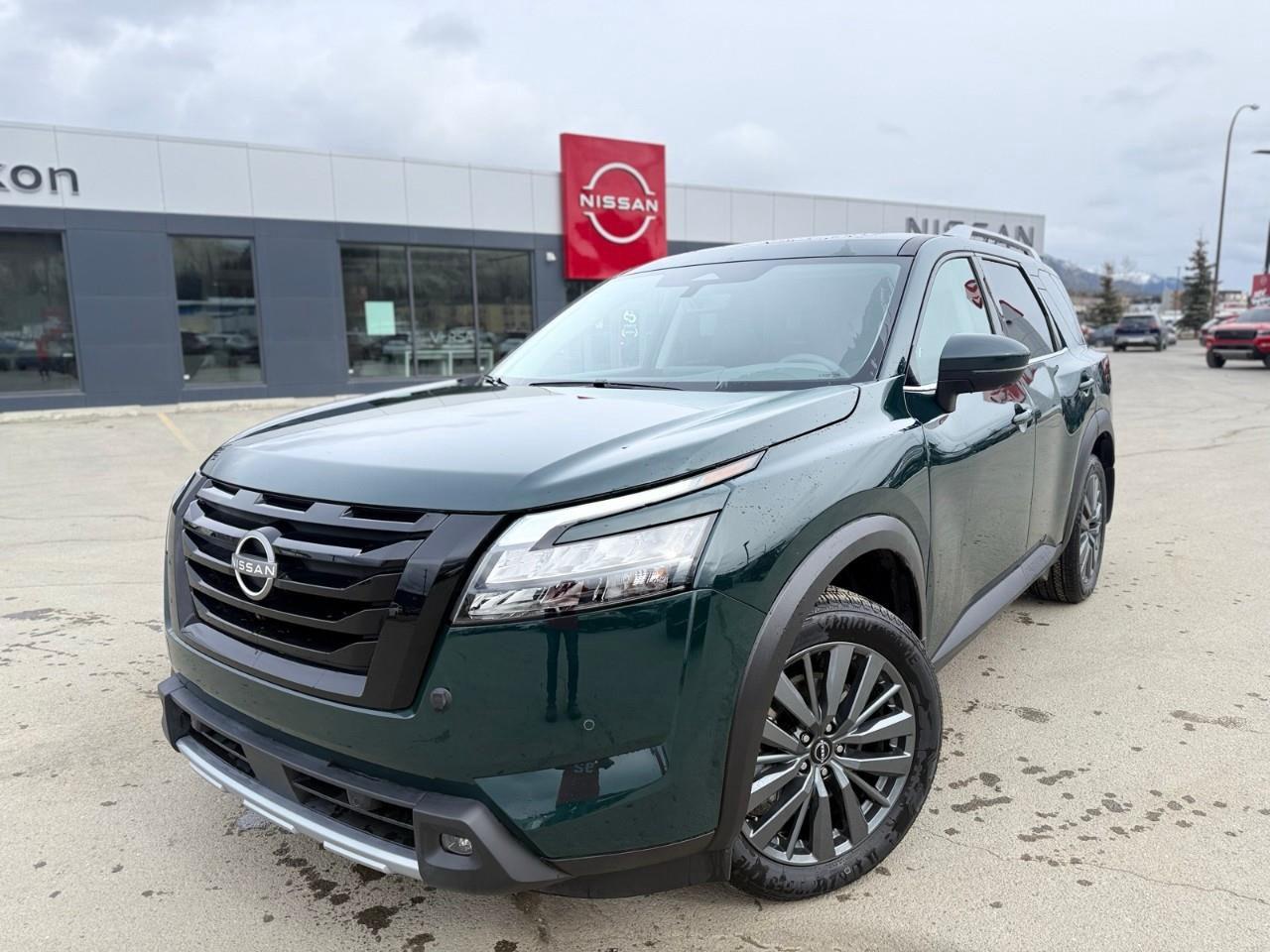New 2025 Nissan Pathfinder SL for sale in Whitehorse, YT