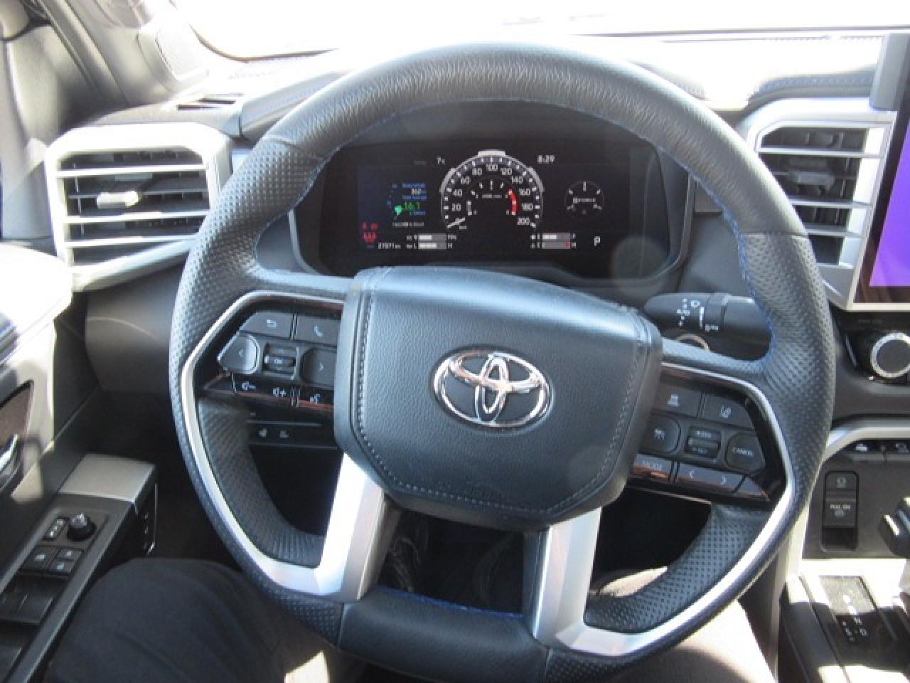 2024 Toyota Tundra Platinum Photo