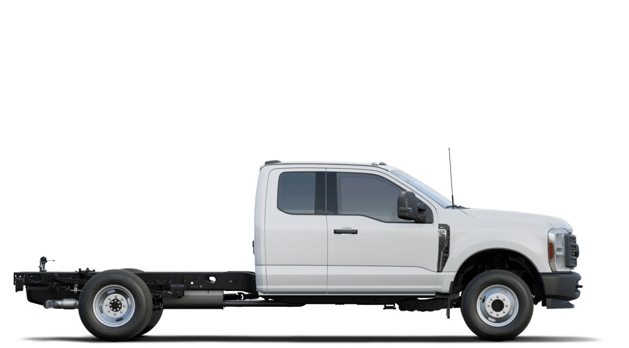 2024 Ford F-350 XL 2WD SuperCab 168  WB 60  CA Photo