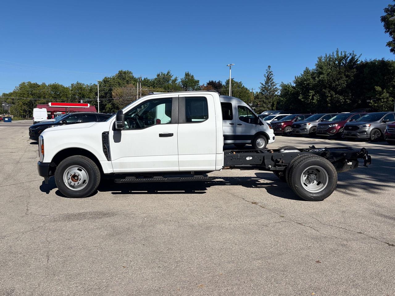 2024 Ford F-350 XL 2WD SuperCab 168  WB 60  CA Photo