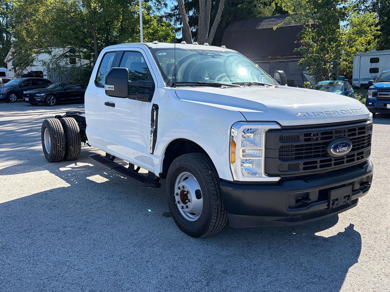 2024 Ford F-350 XL 2WD SuperCab 168  WB 60  CA Photo