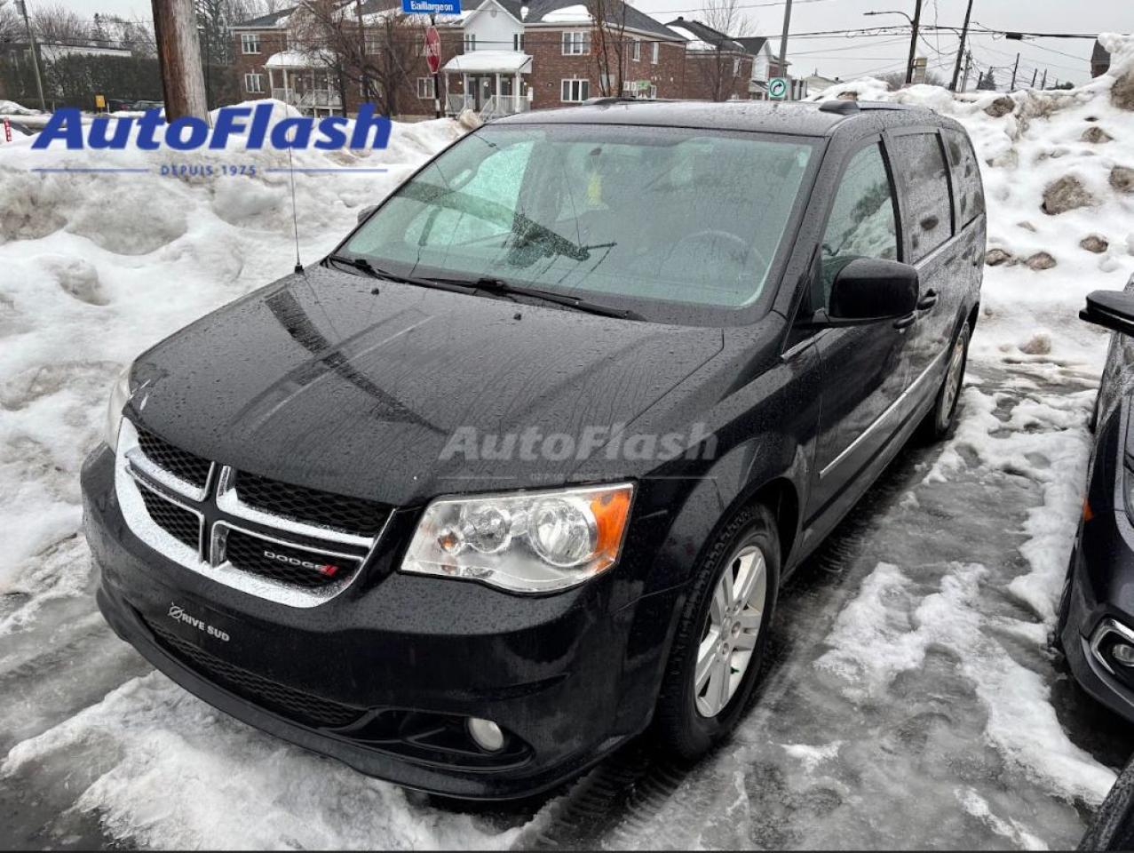 Used 2017 Dodge Grand Caravan CREW-PLUS, CUIR, CAMERA, NAVI, BLUETOOTH, CRUISE for sale in Saint-Hubert, QC