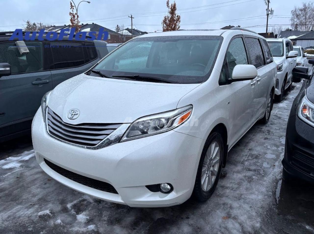 Used 2017 Toyota Sienna XLE AWD, CUIR, TOIT-OUVRANT, NAVI, BLUETOOTH for sale in Saint-Hubert, QC