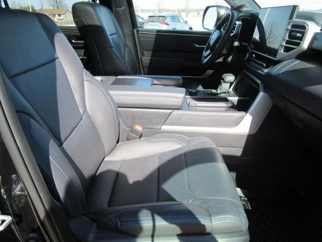 2024 Toyota Tundra Platinum - Photo #30