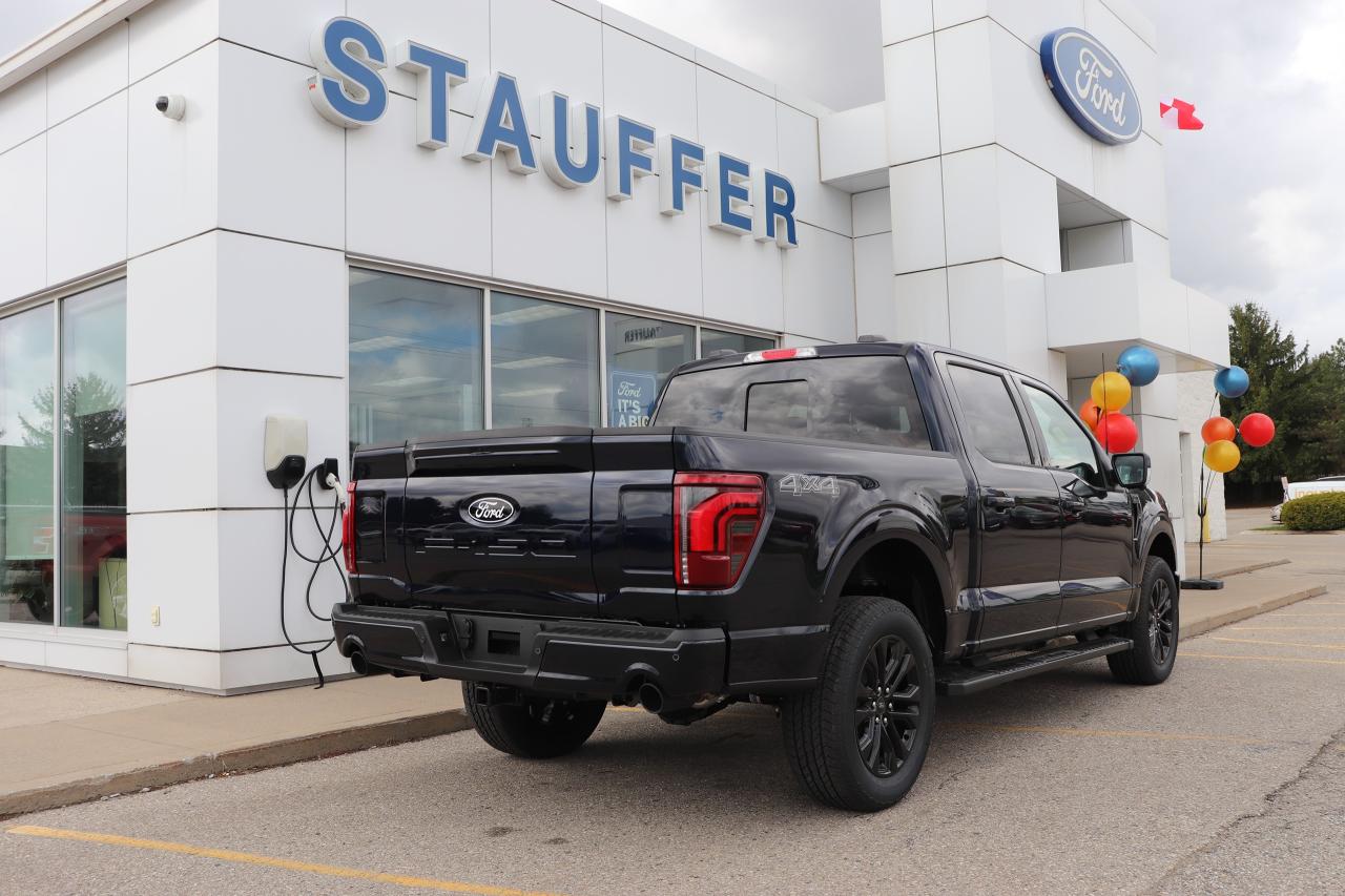 2025 Ford F-150 Lariat 4WD SuperCrew 5.5' Box Photo1