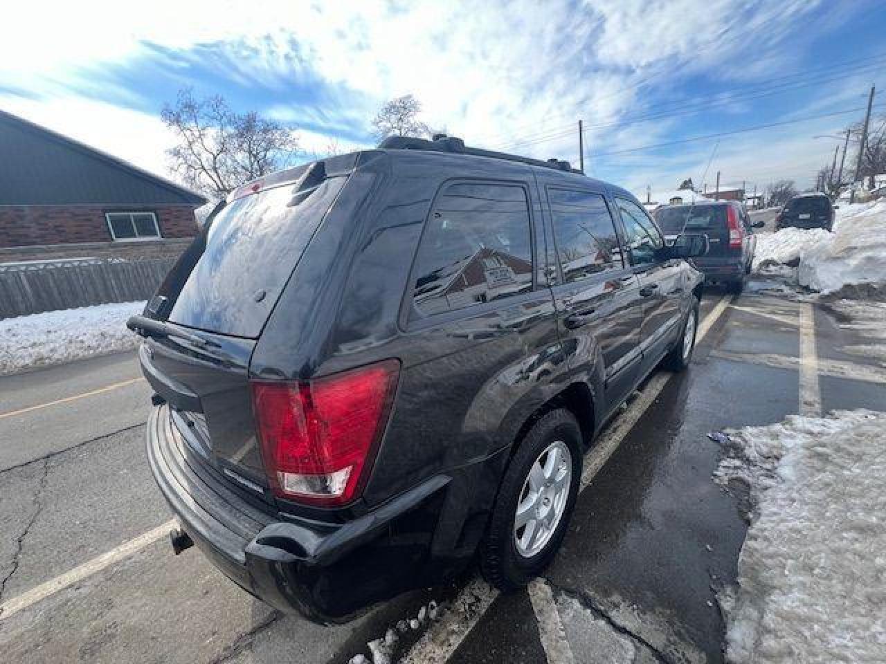 2009 Jeep Grand Cherokee 4WD 4Dr Laredo - Photo #4