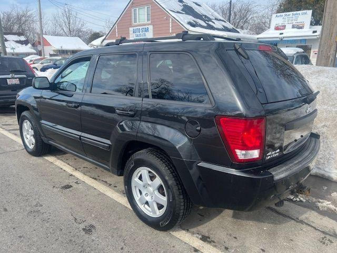 2009 Jeep Grand Cherokee 4WD 4Dr Laredo - Photo #6