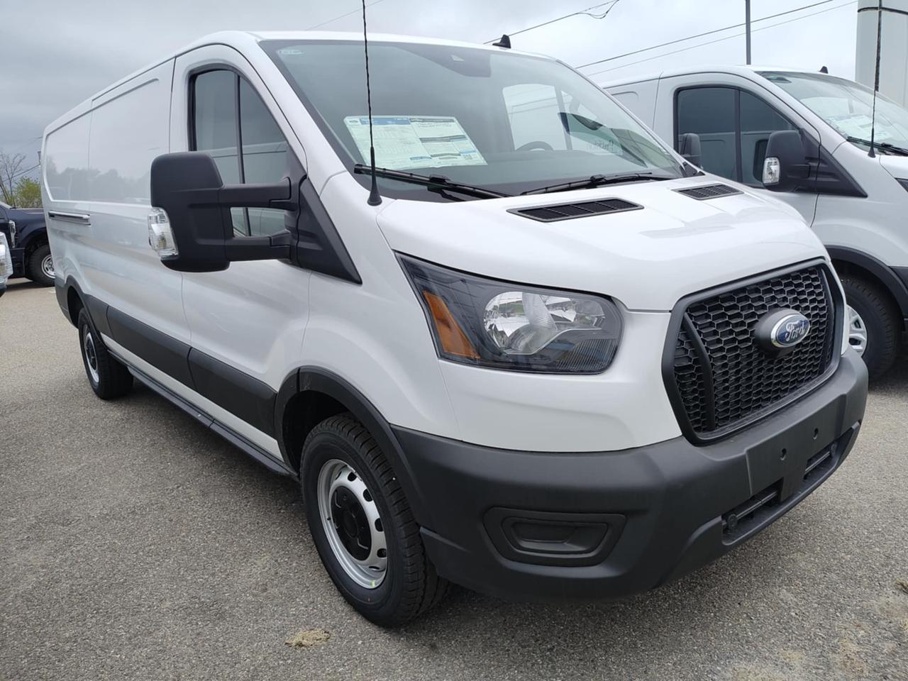2025 Ford Transit Cargo Van BASE Photo4