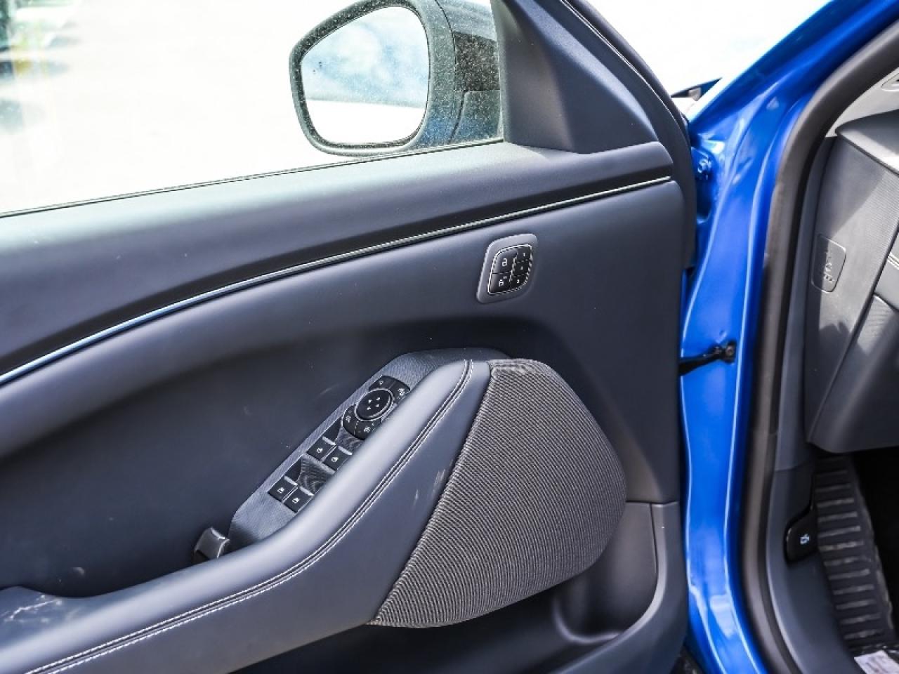 2025 Ford Mustang Mach-E Select Photo