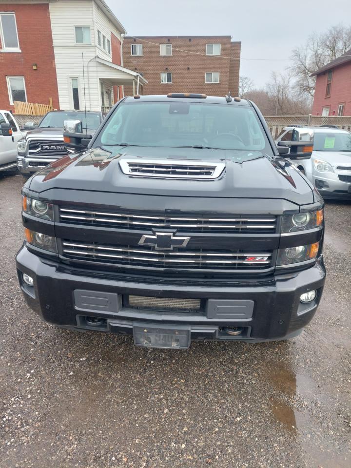 2018 Chevrolet 2500HD 4WD Crew Cab 167" LTZ - Photo #35