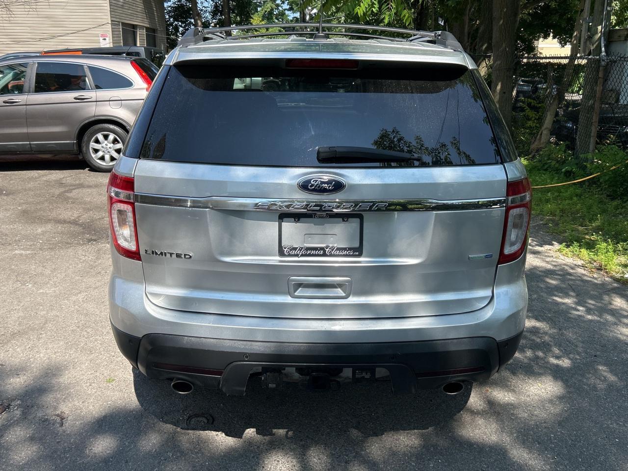 2013 Ford Explorer LIMITED - Photo #4