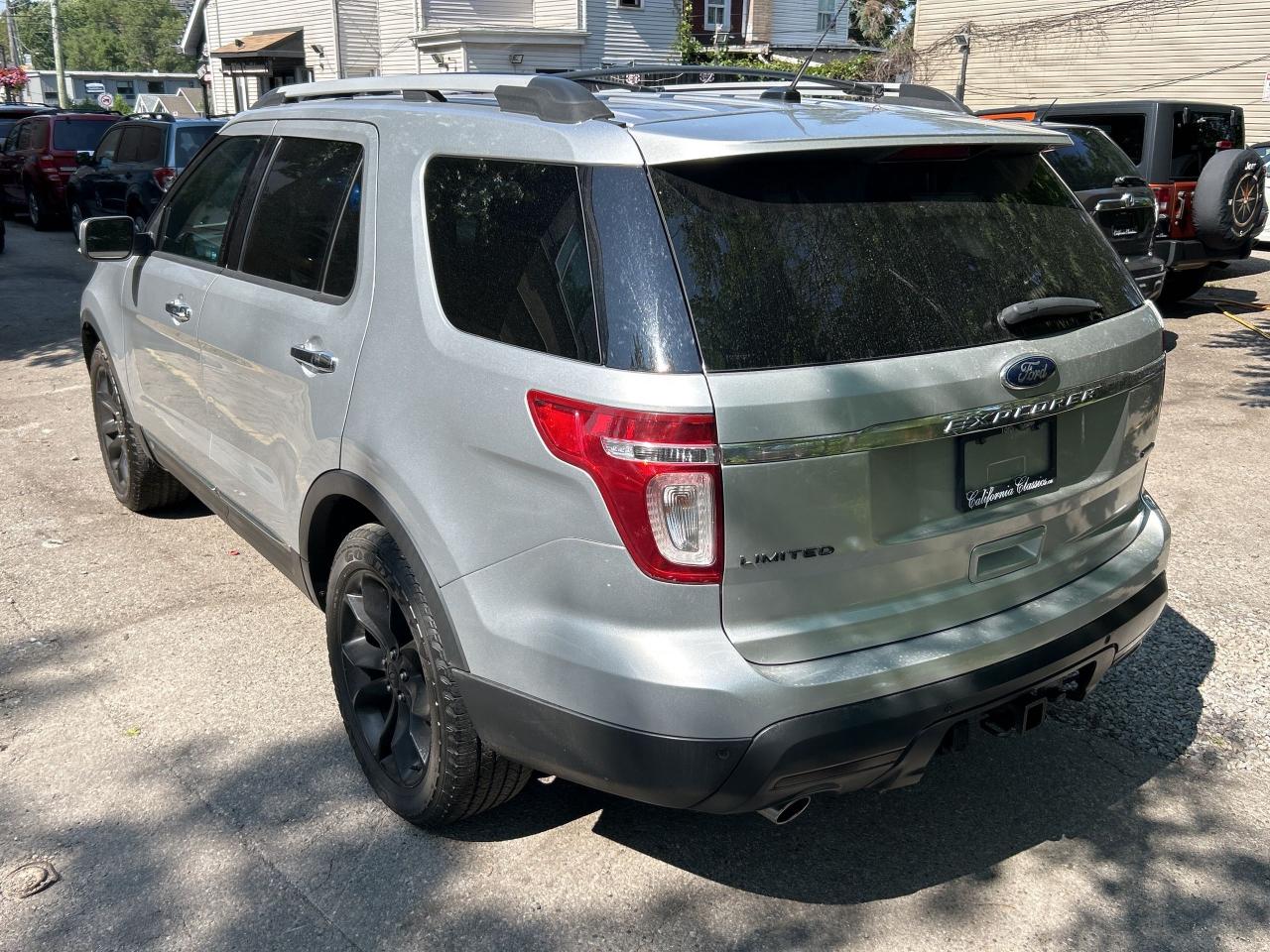2013 Ford Explorer LIMITED - Photo #3