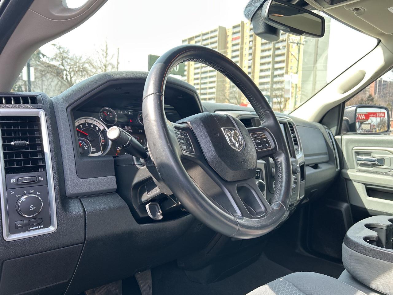 2017 RAM 1500 Big Horn - Photo #9