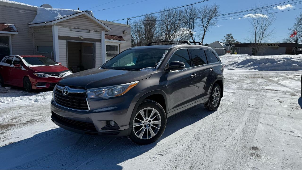 Used 2015 Toyota Highlander XLE for sale in Ottawa, ON