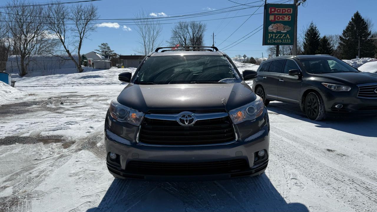 2015 Toyota Highlander XLE - Photo #2