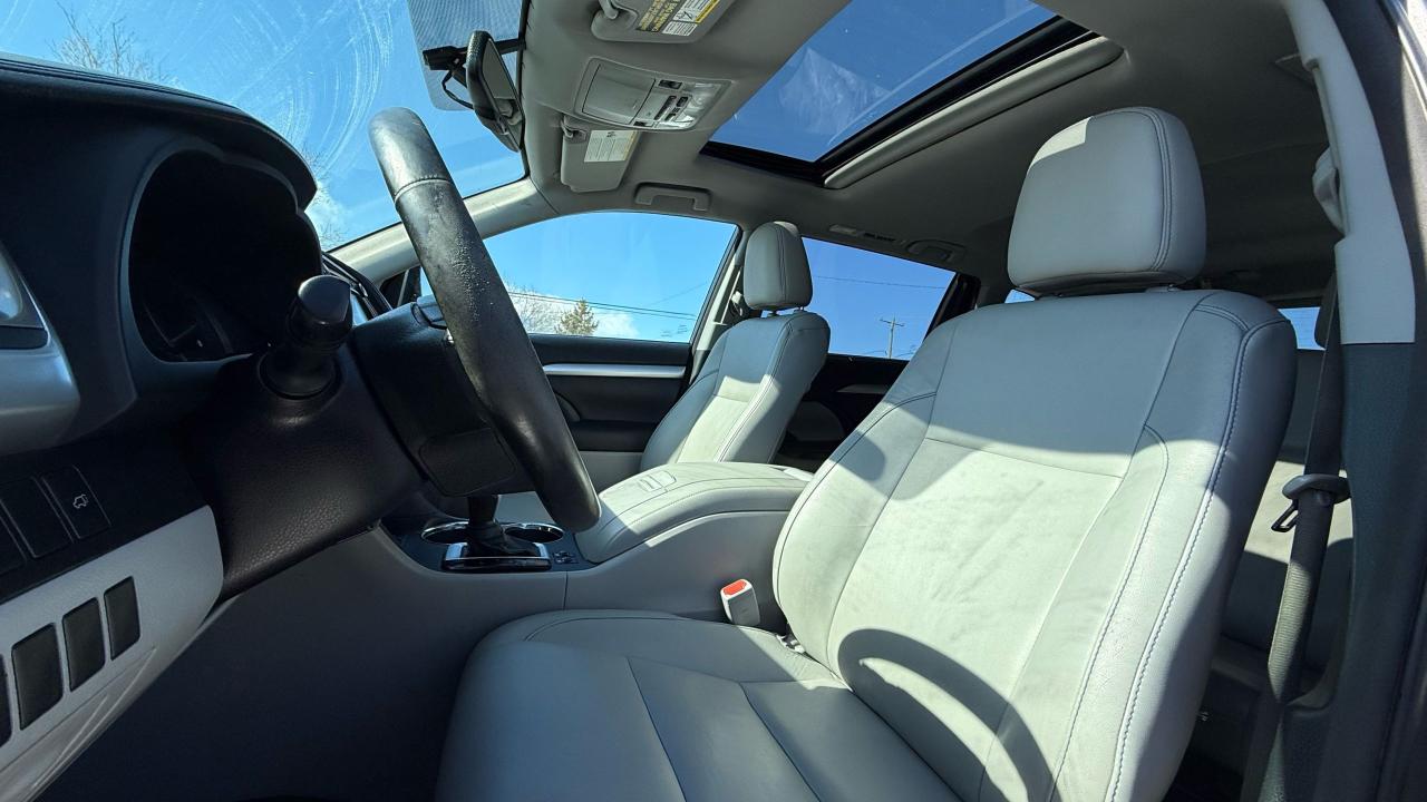 2015 Toyota Highlander XLE - Photo #9