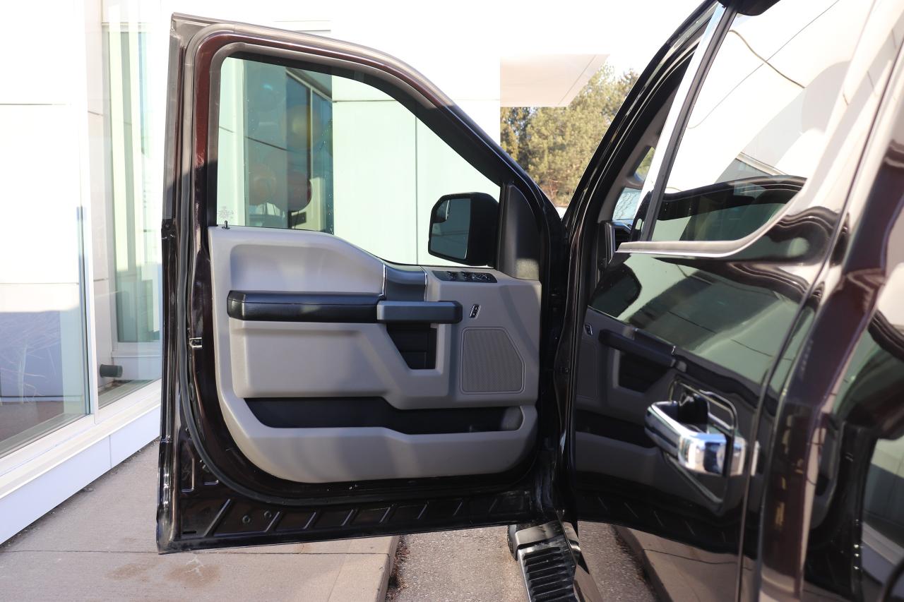 2018 Ford F-150 4X4 SUPERCREW-145 4WD SuperCrew 5.5' Box Photo5