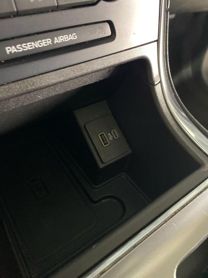 2023 Ford Edge Titanium AWD Photo