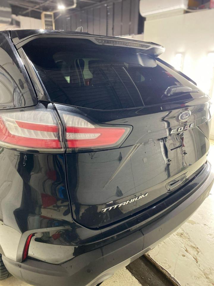 2023 Ford Edge Titanium AWD Photo