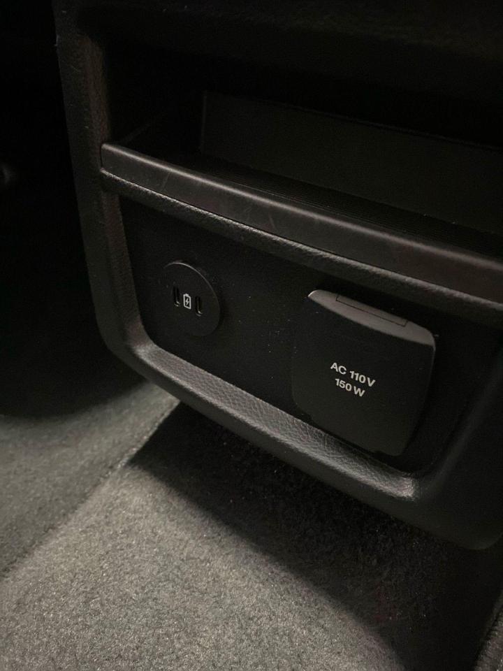 2023 Ford Edge Titanium AWD Photo