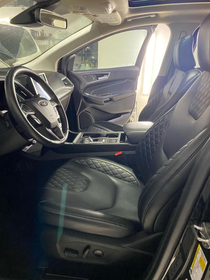 2023 Ford Edge Titanium AWD Photo