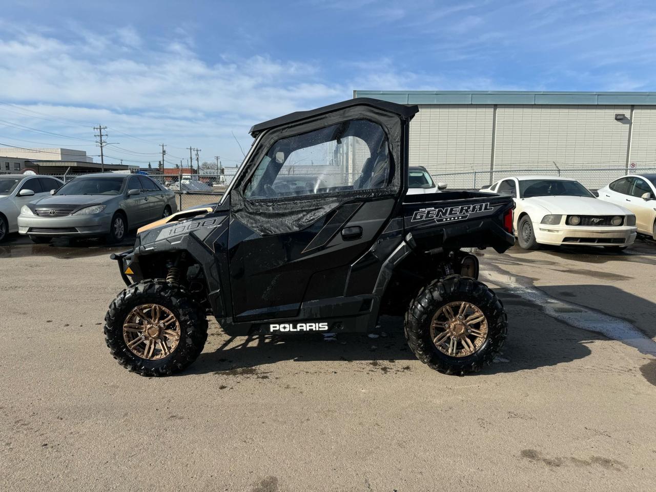 2019 Polaris GENERAL 1000 Ride Command $121 B/W - Photo #5