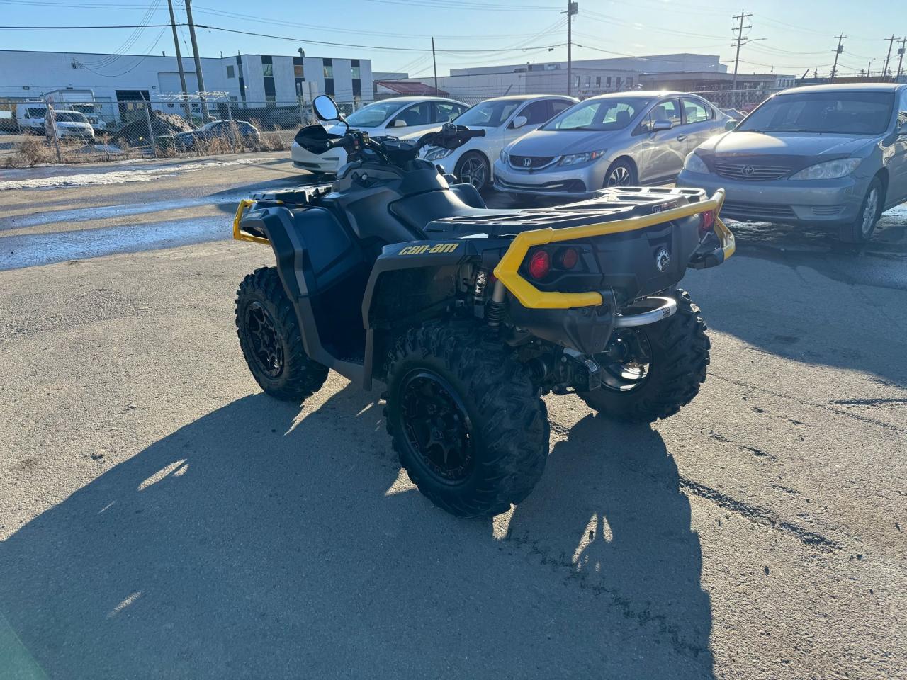 2022 Can-Am Outlander 850 XTP $101 B/W - Photo #7