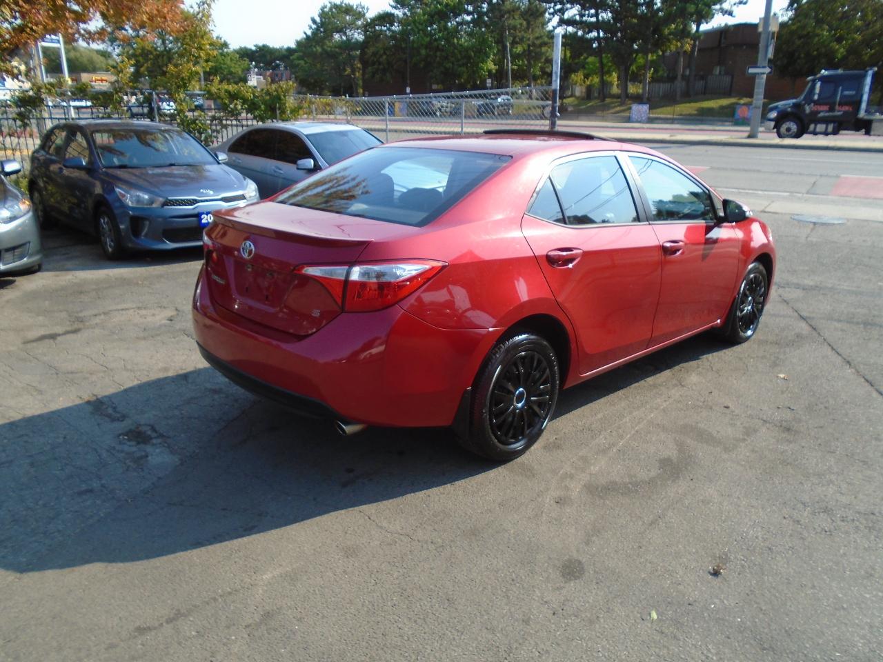 2014 Toyota Corolla S/REAR CAM / LEATHER / KEYLESS/ HEATED SEATS/CLEAN - Photo #5