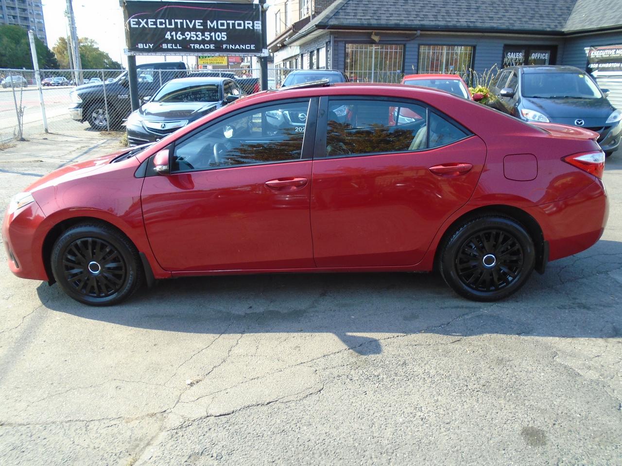 2014 Toyota Corolla S/REAR CAM / LEATHER / KEYLESS/ HEATED SEATS/CLEAN - Photo #8