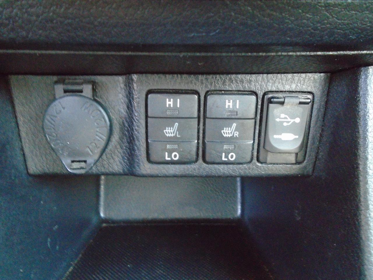 2014 Toyota Corolla S/REAR CAM / LEATHER / KEYLESS/ HEATED SEATS/CLEAN - Photo #19