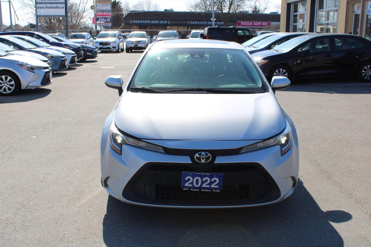 2022 Toyota Corolla LE CVT with sunroof - Photo #5