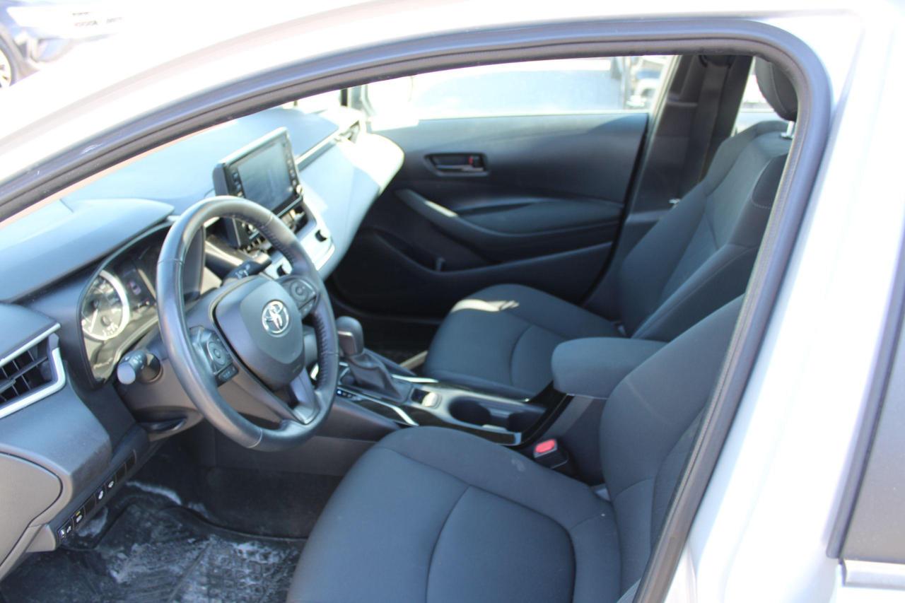 2022 Toyota Corolla LE CVT with sunroof - Photo #18